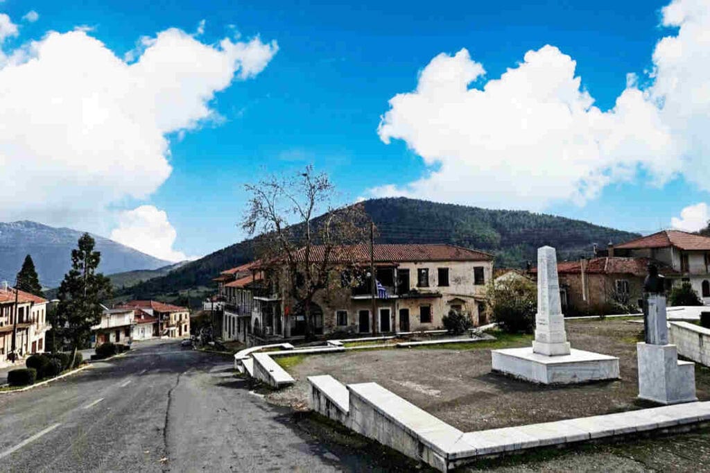 Three days in Arcadia with George, our Gastronomic Correspondent from " Taste Local Greece". - Gastronomy Tours plateia levidi orig 1 - Gastronomy Tours